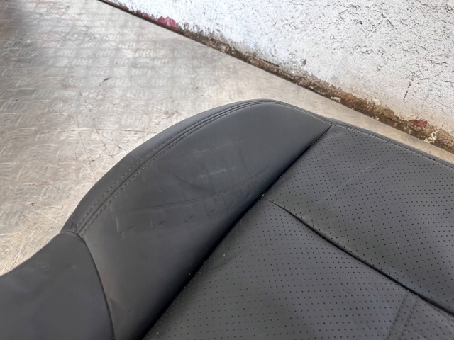 PORSCHE 95B881376E в наличии Житомир