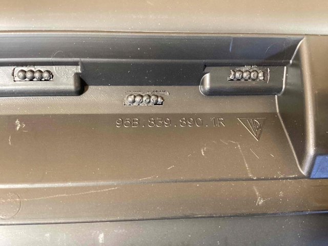 PORSCHE 95B898565E в наличии Хмельницкий