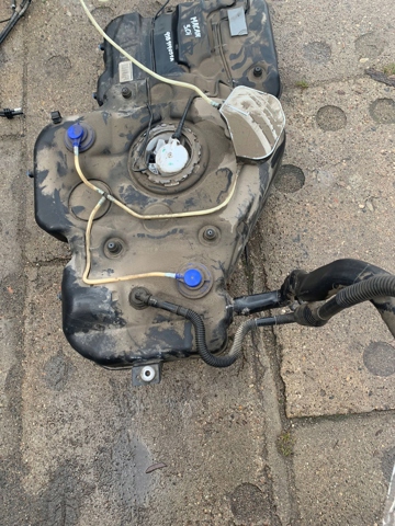 95B919051A PORSCHE Бензонасос купить в Каменское
