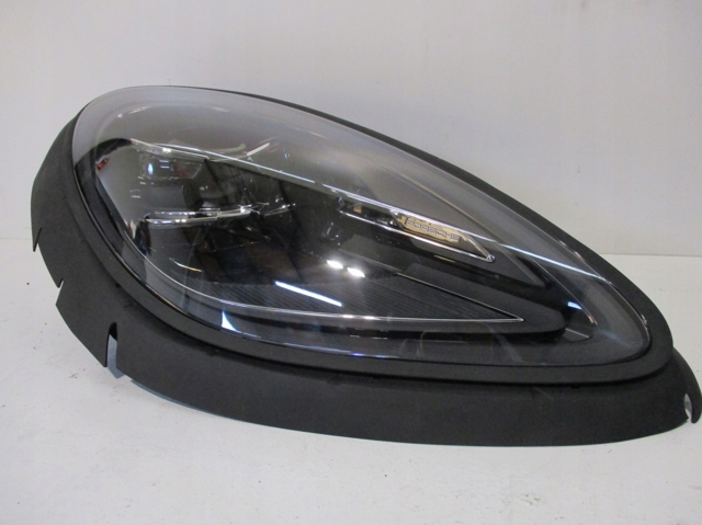 PORSCHE 95B941016F в наличии Хмельницкий