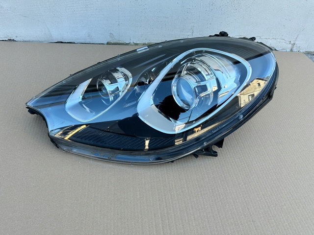 PORSCHE 95B941031CQ в наличии Черновцы