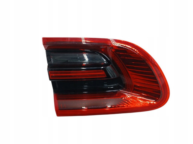 Задняя левая внутренняя фара 95B945093AA PORSCHE