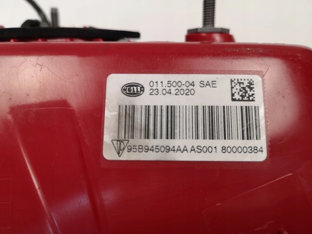 PORSCHE 95B945094AA Фонарь задний правый внутренний в наличии Ровно