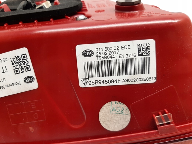 95B945095D PORSCHE Фонарь задний левый внешний купить в Киев