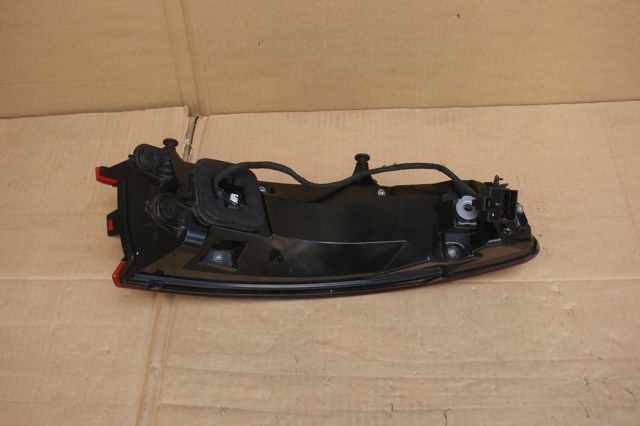 95B945096K PORSCHE Фонарь задний правый внешний купить в Хмельницкий