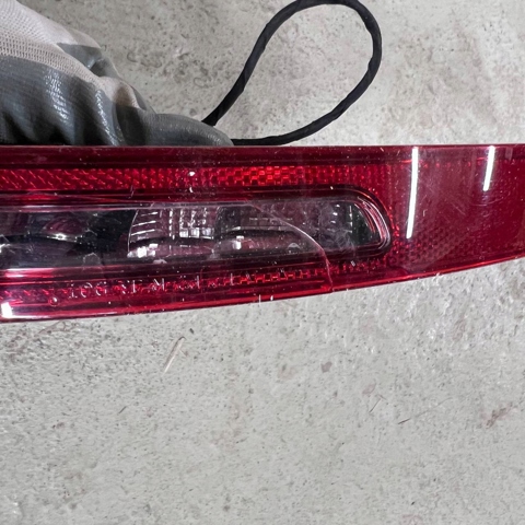 PORSCHE 95B945726R Катафот (отражатель) заднего бампера правый в наличии Полтава
