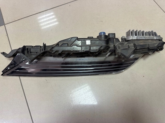 Передний фонарь указателя поворота 95B953041B PORSCHE