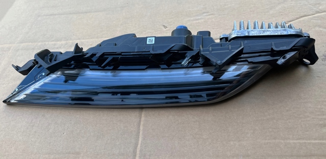 95B953041B PORSCHE Указатель поворота левый купить в Львов