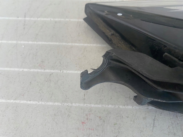 95B953042B PORSCHE Указатель поворота правый купить в Кривой Рог