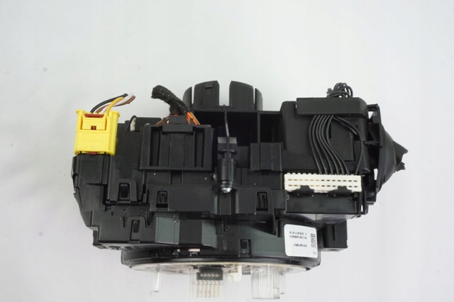 95B953568 PORSCHE Кольцо контактное, шлейф руля купить в Ирпень