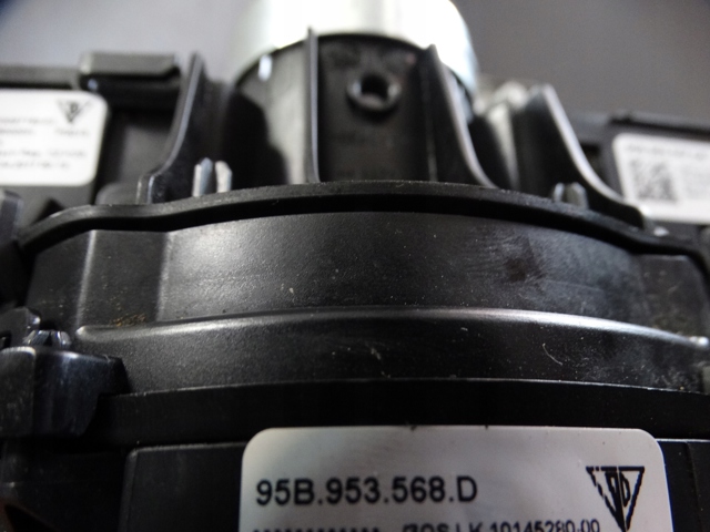 95B953568D PORSCHE Кольцо контактное, шлейф руля купить в Каменское