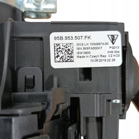 95B953568F PORSCHE Кольцо контактное, шлейф руля купить в Ужгород