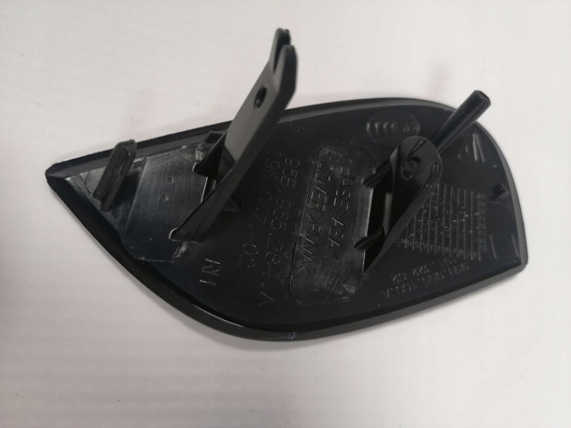 Крышка форсунки омывателя фары передней 95B955284A PORSCHE
