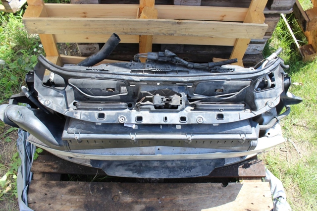 PORSCHE 97011002102 Корпус воздушного фильтра в наличии Львов