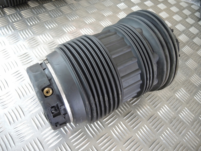 97033353334 PORSCHE Пневмоподушка (пневморессора) моста заднего купить в Львов