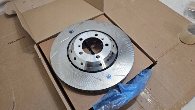 PORSCHE 97035140600 Передние тормозные диски в наличии Полтава