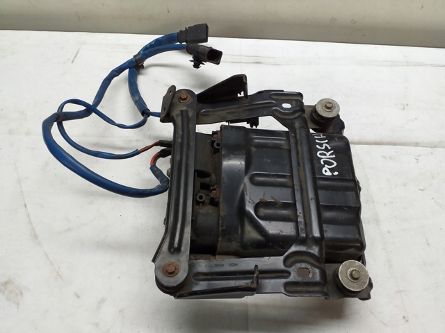 Насос пневматической системы кузова 97035815108 PORSCHE