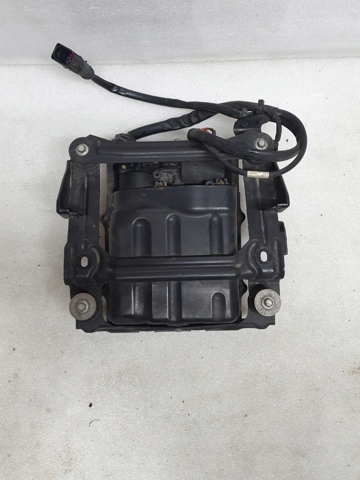 97035815110 PORSCHE Насос пневматической системы кузова купить в Сумы