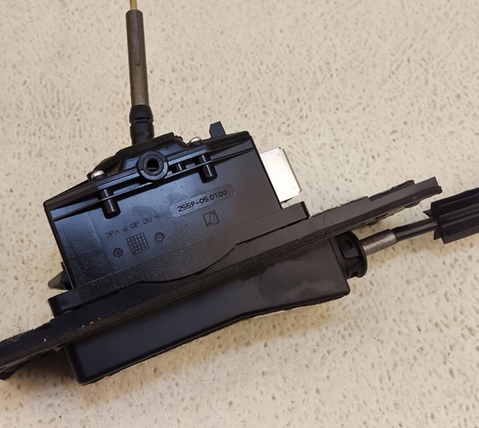 PORSCHE 97042613300 в наличии Кривой Рог