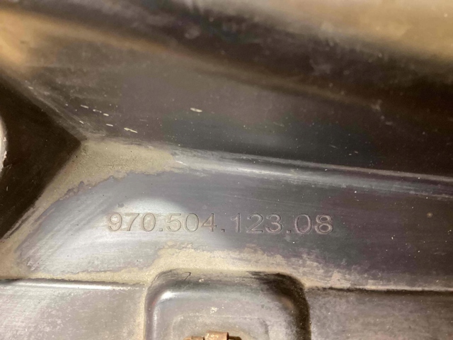 Локер передний левый 97050412320 PORSCHE
