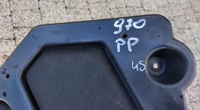 PORSCHE 97050563201 в наличии Полтава
