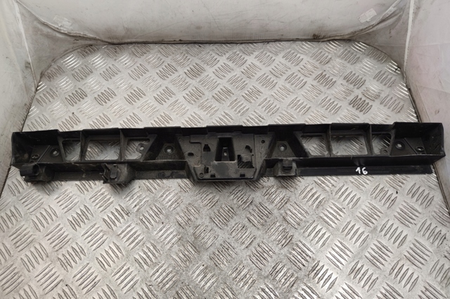 97050564101 PORSCHE Кронштейн бампера заднего левый купить в Киев