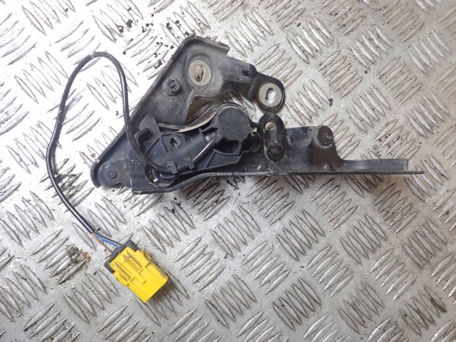 PORSCHE 97051115202 Петля крышки багажника в наличии Сумы