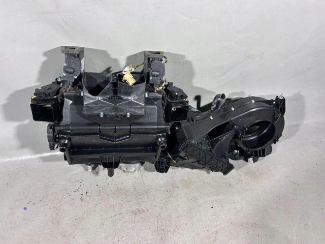 PORSCHE 97057391203 в наличии Житомир
