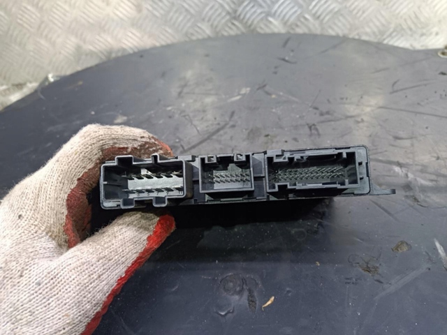 97061853708 PORSCHE купить в Ровно