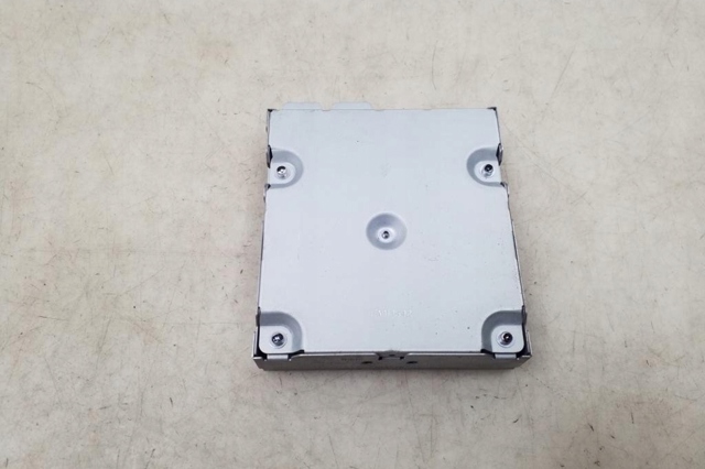 97061873302 PORSCHE купить в Николаев