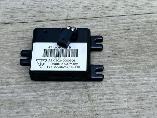 971035411B PORSCHE купить в Харьков