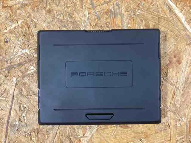971035737 Porsche