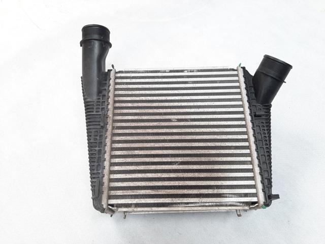 PORSCHE 971145804J Интеркулер в наличии Киев