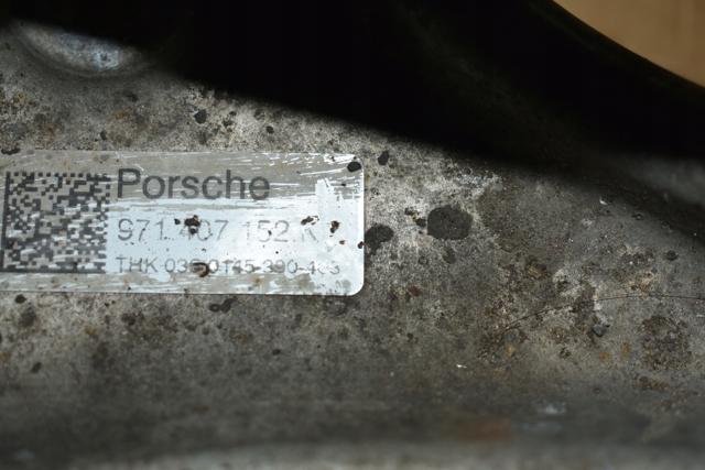 PORSCHE 971407271E Полуось (привод) передняя правая в наличии Запорожье
