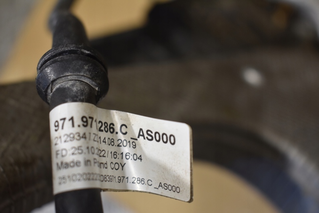 971501529B PORSCHE Тяга поперечная задней подвески купить в Чернигов