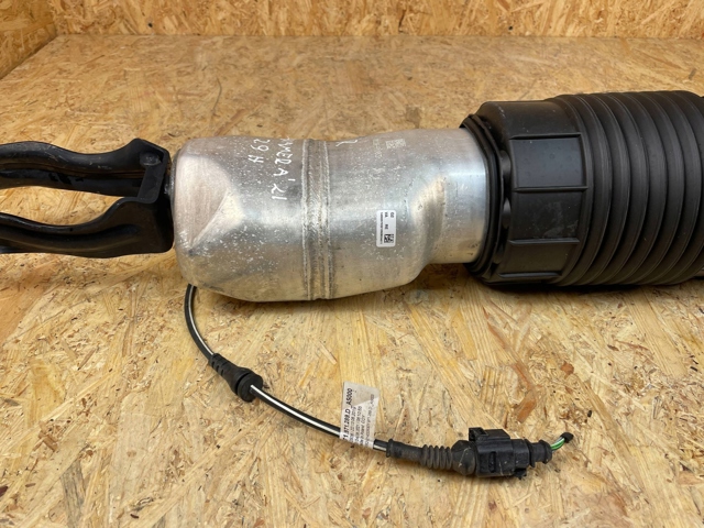 971616038L PORSCHE купить в Днепр