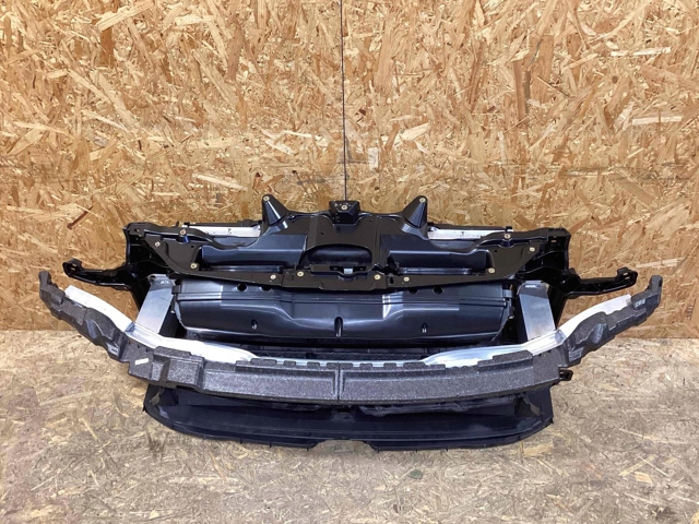971805931C PORSCHE Рамка радиатора купить в Запорожье