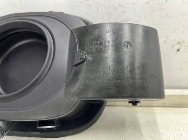 971809858A PORSCHE купить в Сумы