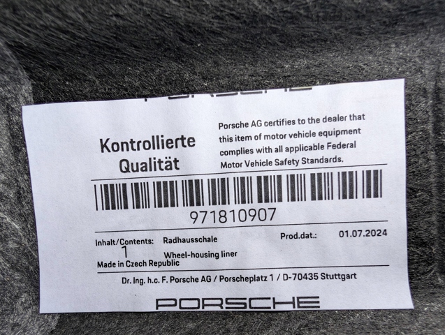 PORSCHE 971810907 Подкрылок крыла переднего левый задний в наличии Киев