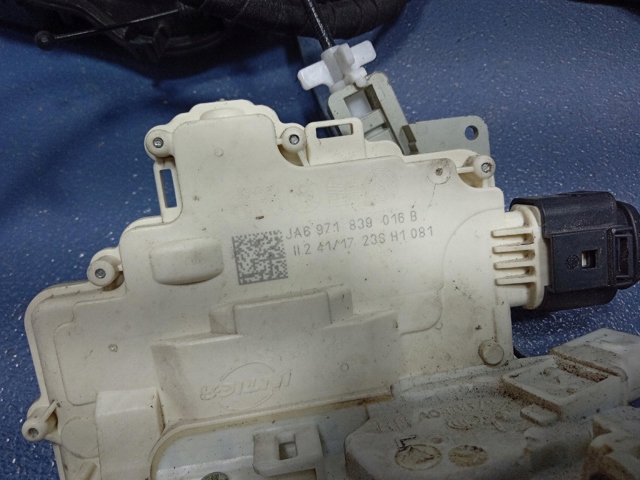 971839016B PORSCHE купить в Чернигов