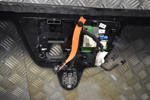 Переднее стекло 971845099AA PORSCHE