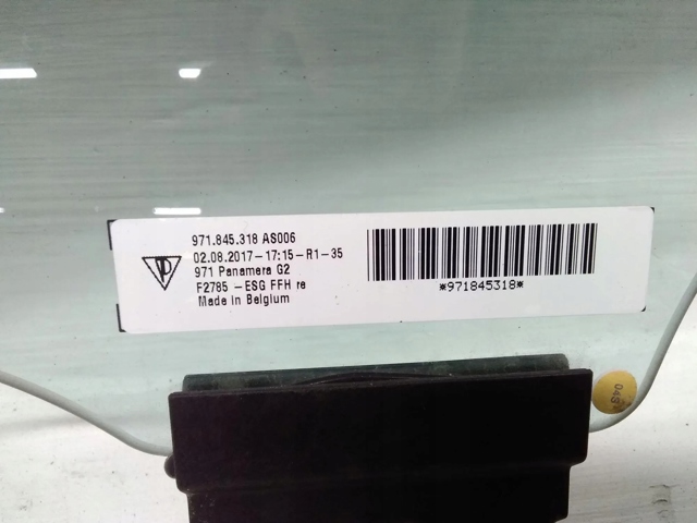 PORSCHE 971845318 Стекло двери задней правой в наличии Хмельницкий