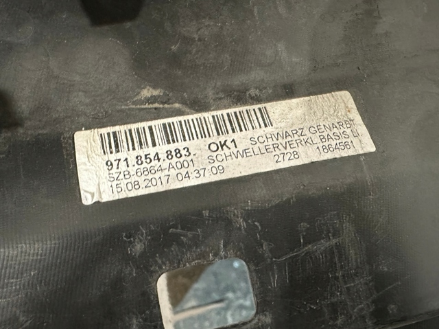 Накладка (молдинг) порога наружная левая 971854883OK1 PORSCHE