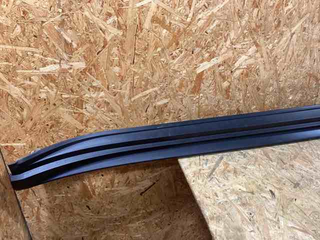 PORSCHE 971854884OK1 Накладка (молдинг) порога наружная правая в наличии Харьков