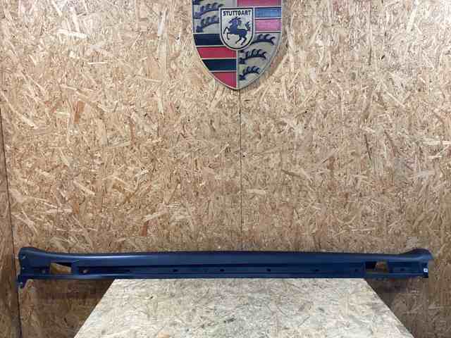971854884OK1 PORSCHE Накладка (молдинг) порога наружная правая купить в Полтава