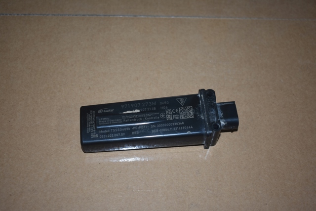 971907273M PORSCHE купить в Ужгород