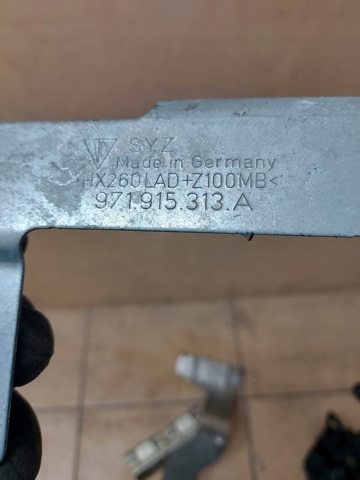 971915319 PORSCHE купить в Каменское