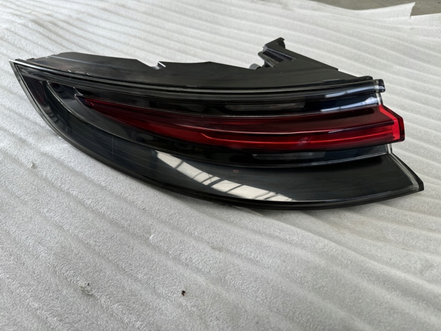 PORSCHE 973945091A Фонарь задний левый внешний в наличии Ужгород