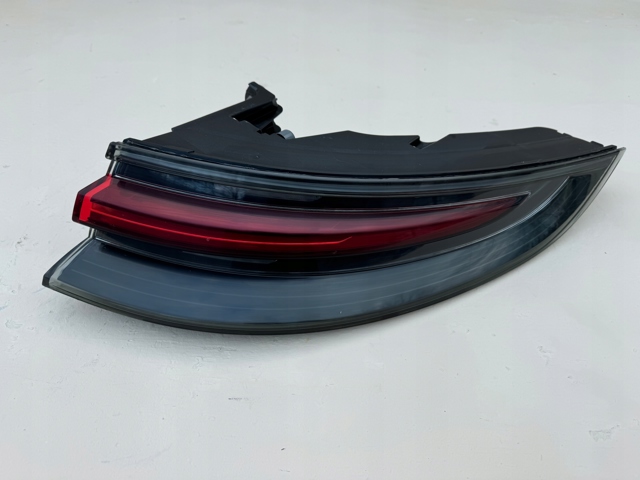 PORSCHE 973945092 Фонарь задний правый внешний в наличии Чернигов
