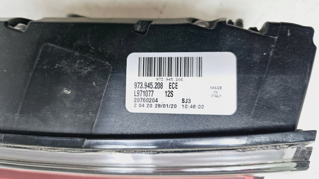 973945208 PORSCHE Фонарь задний правый внутренний купить в Каменское